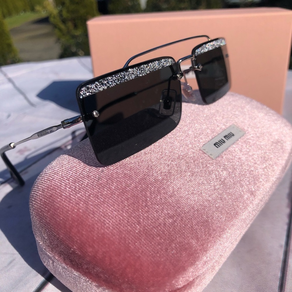 🆕 MIU MIU SOCIETY Black & sparkles Square rimless Sunglasses (810)